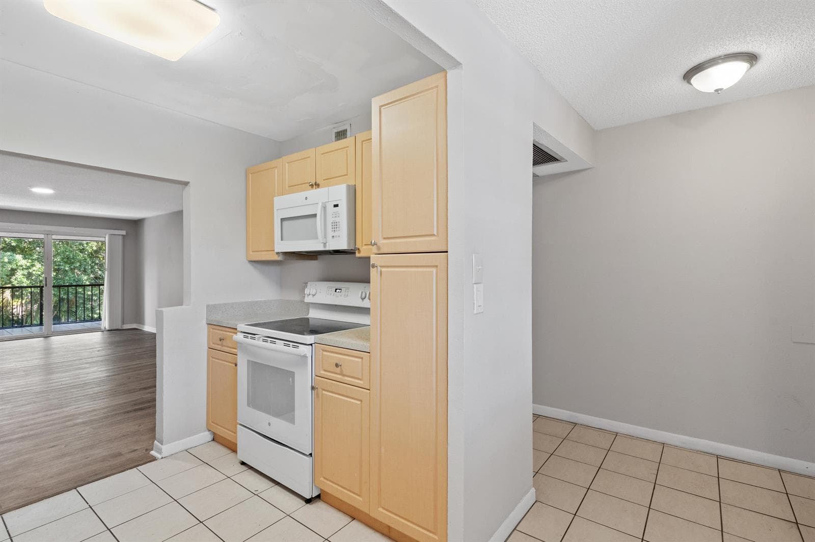 2700 Coral Springs Drive # 309, Coral Springs, FL 33065 — zdjęcie 4