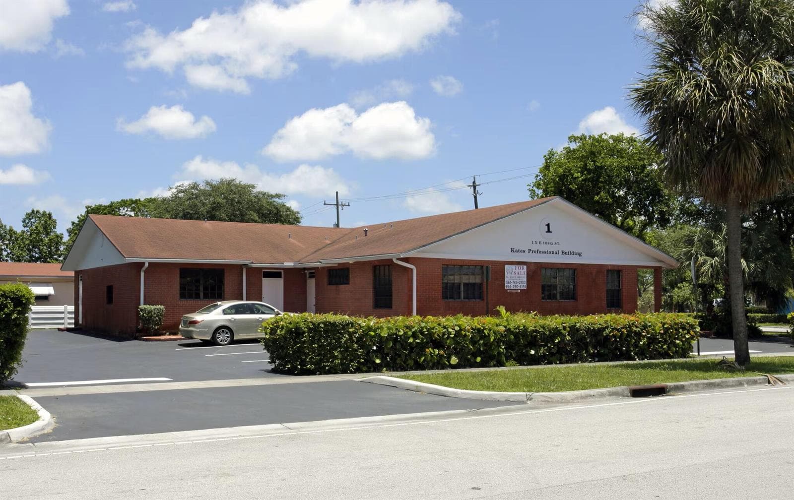 21 NE 168th Street, North Miami Beach, FL 33162