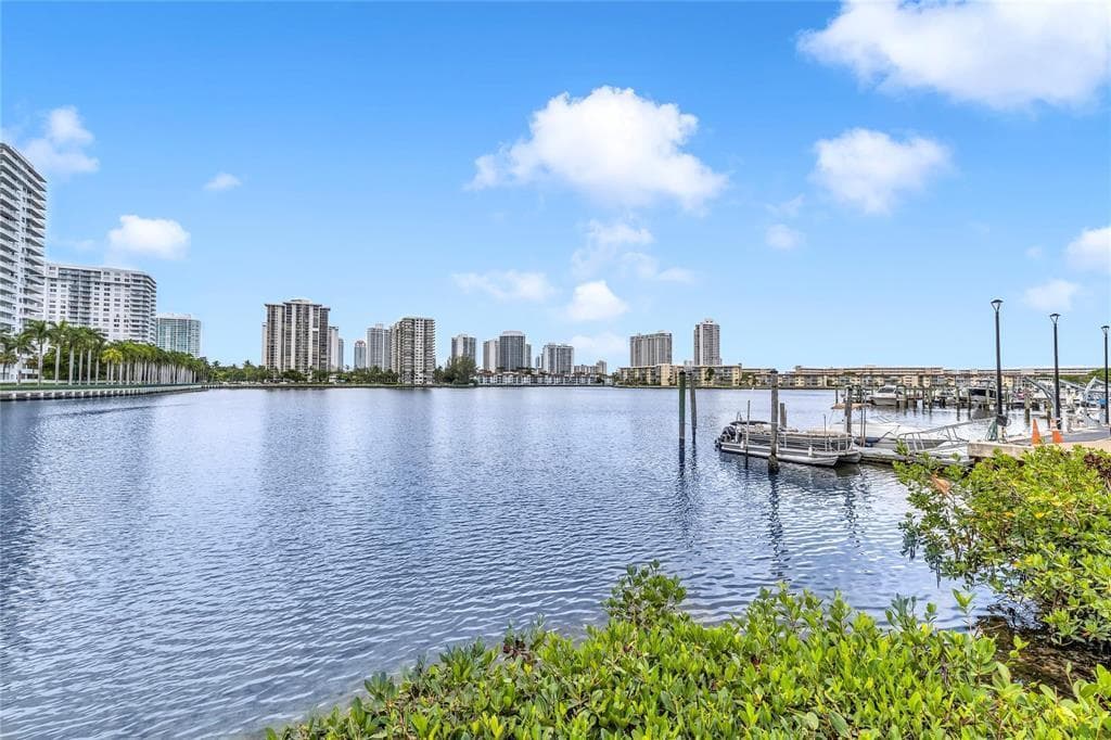 2750 NE 183rd Street # 2202, Aventura, FL 33160 — zdjęcie 3