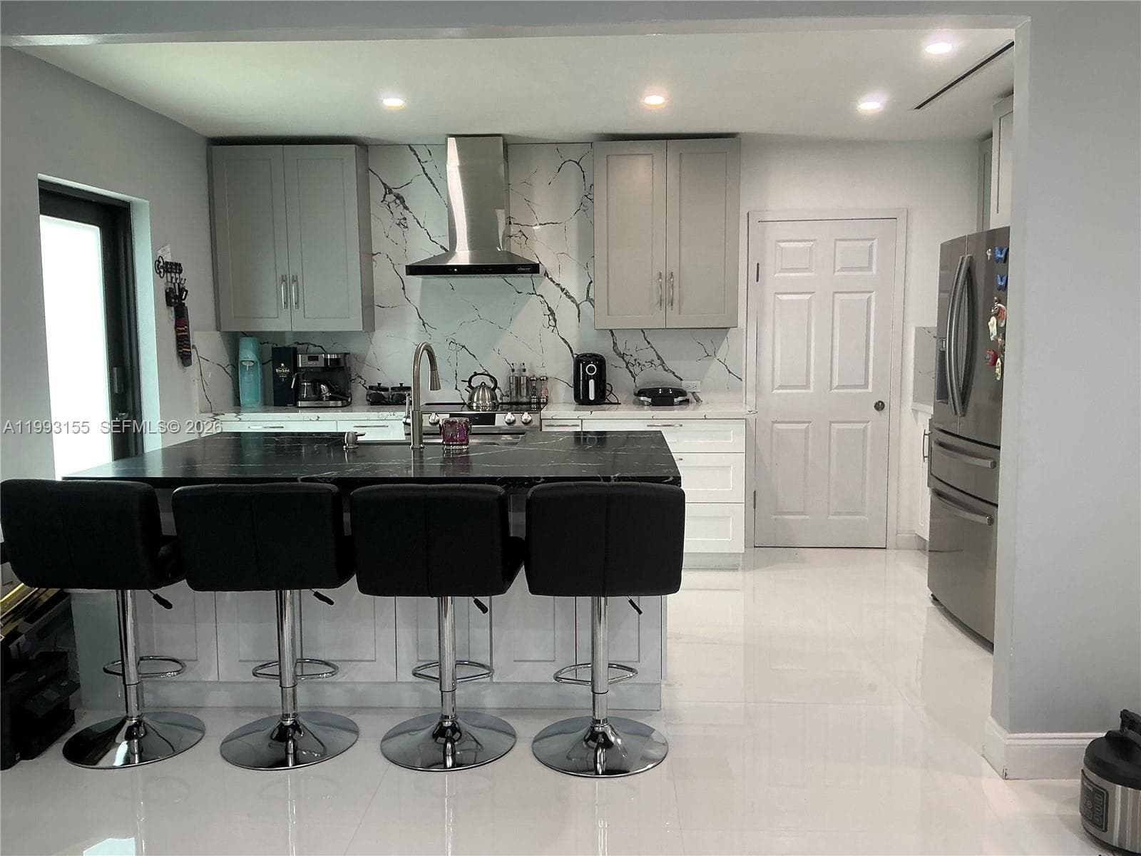 201 SW 62nd Ave, Miami, FL 33144 — zdjęcie 2