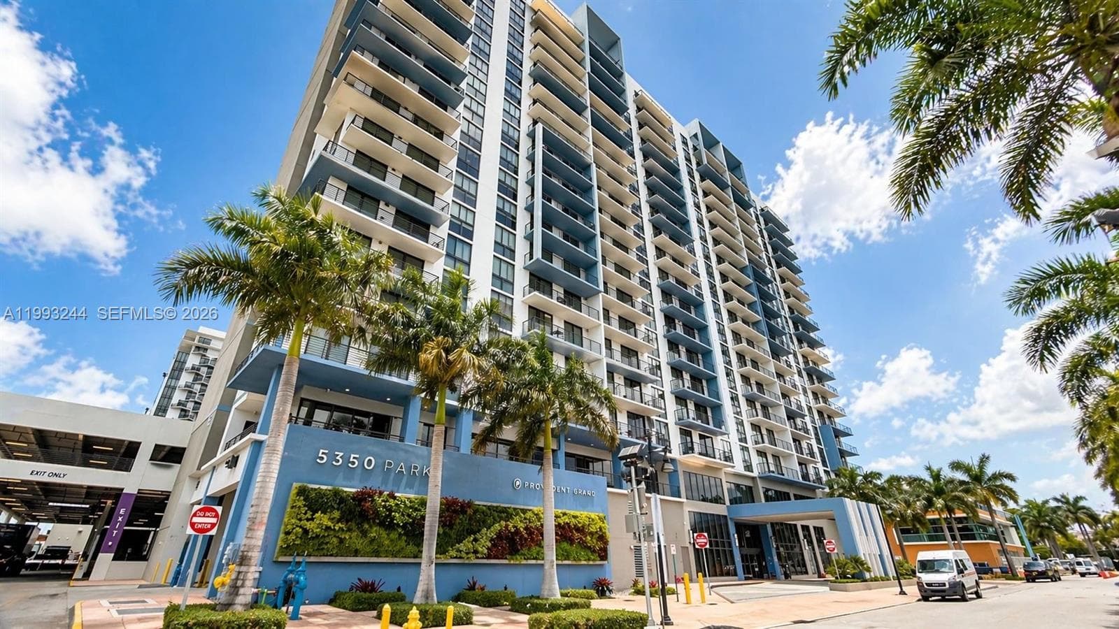5350 NW 84th Ave # 1812, Doral, FL 33166 — zdjęcie 2