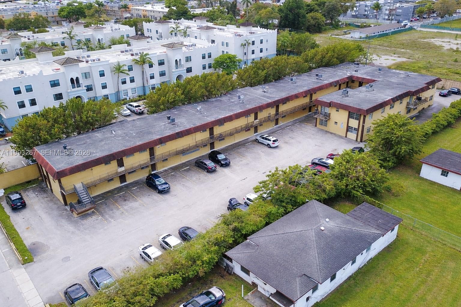 13380 Port Said Rd, Opa-Locka, FL 33054 — zdjęcie 4