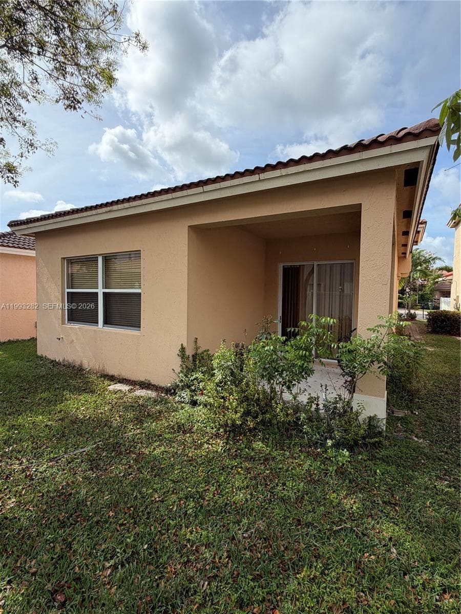 3951 NE 11th Dr, Homestead, FL 33033 — zdjęcie 3