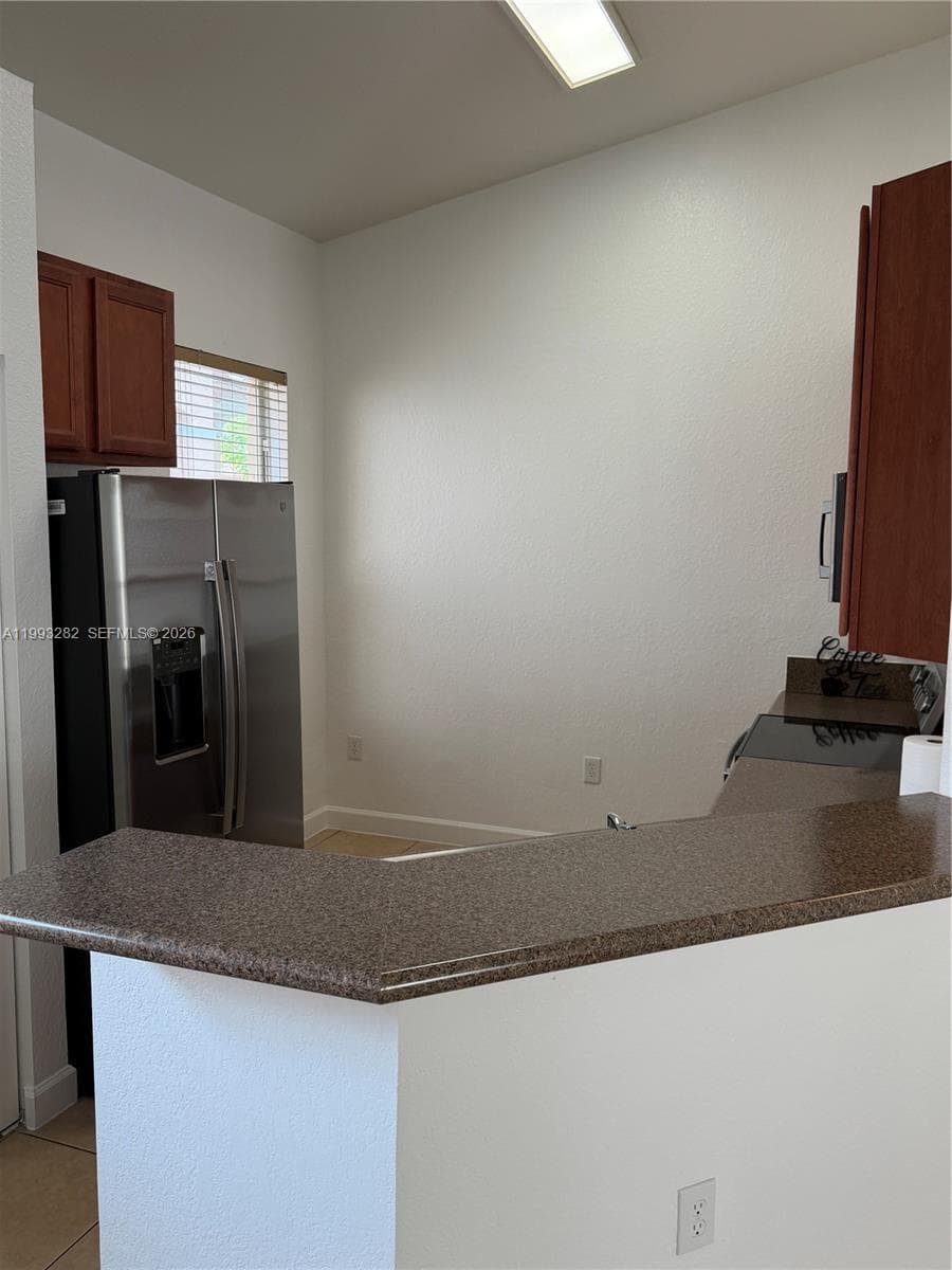 3951 NE 11th Dr, Homestead, FL 33033 — zdjęcie 5
