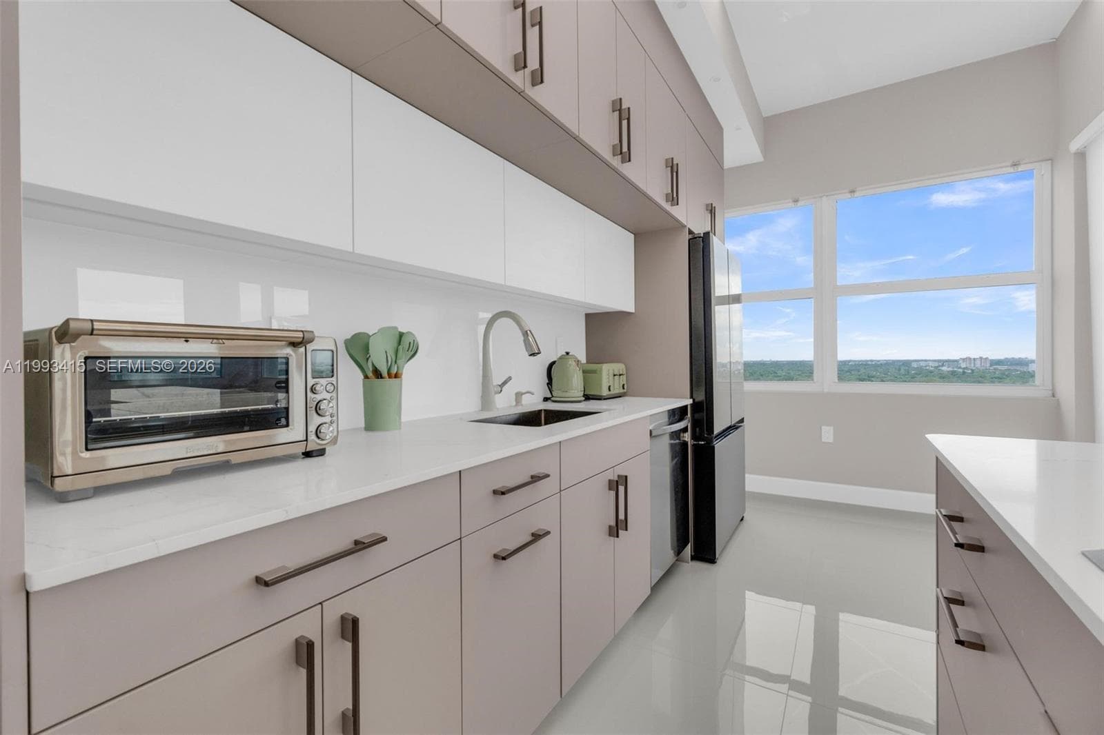 18011 Biscayne Blvd # PH04, Aventura, FL 33160 — zdjęcie 2