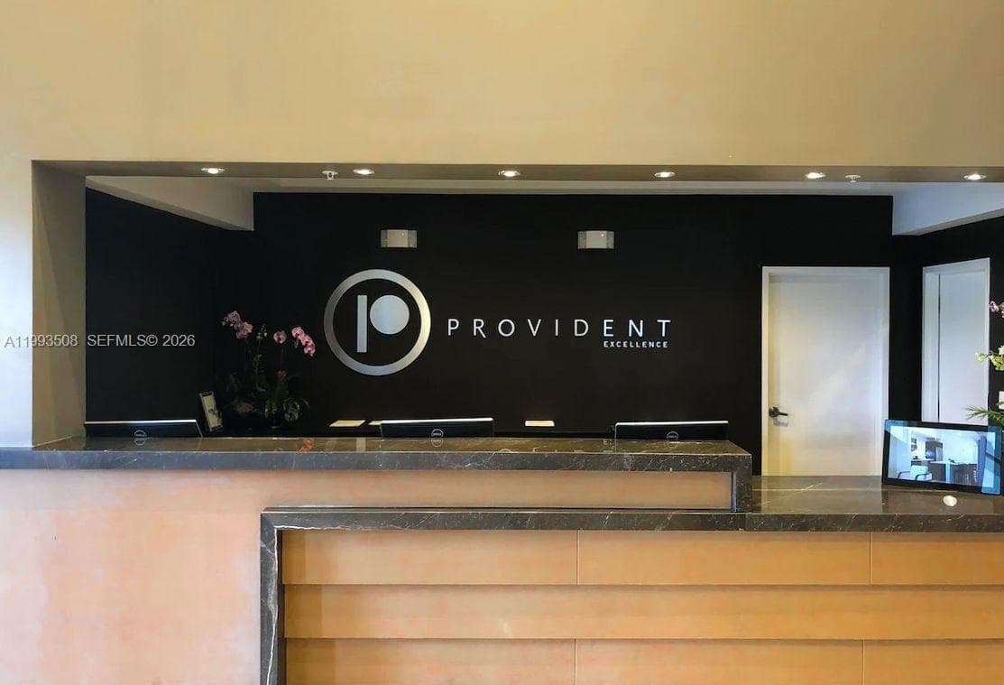 5300 NW 87th Ave # 404, Doral, FL 33178
