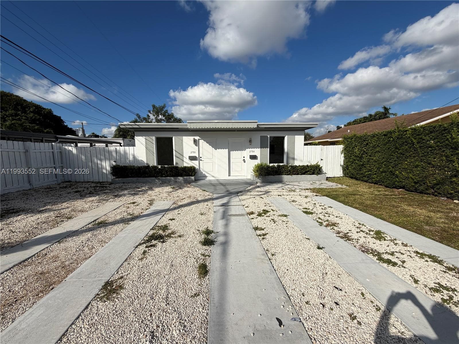 2784 SW 31st Pl, Miami, FL 33133 — zdjęcie 2