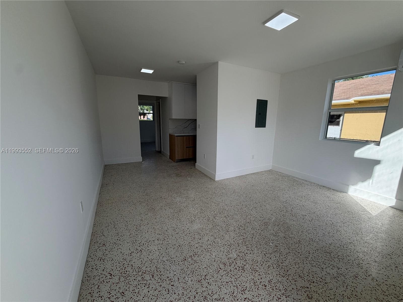 2784 SW 31st Pl, Miami, FL 33133 — zdjęcie 4