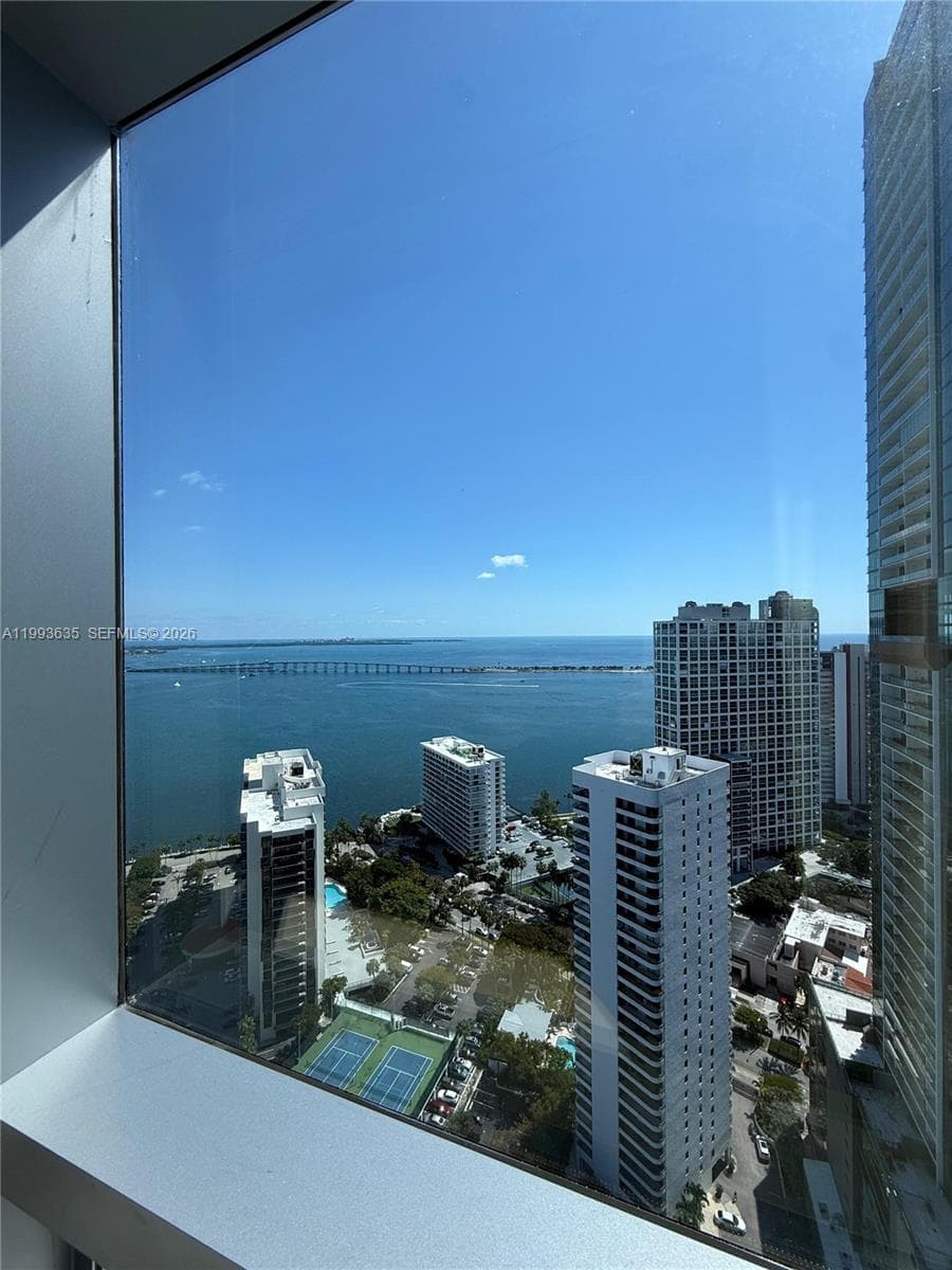 1435 Brickell Ave # 3305, Miami, FL 33131