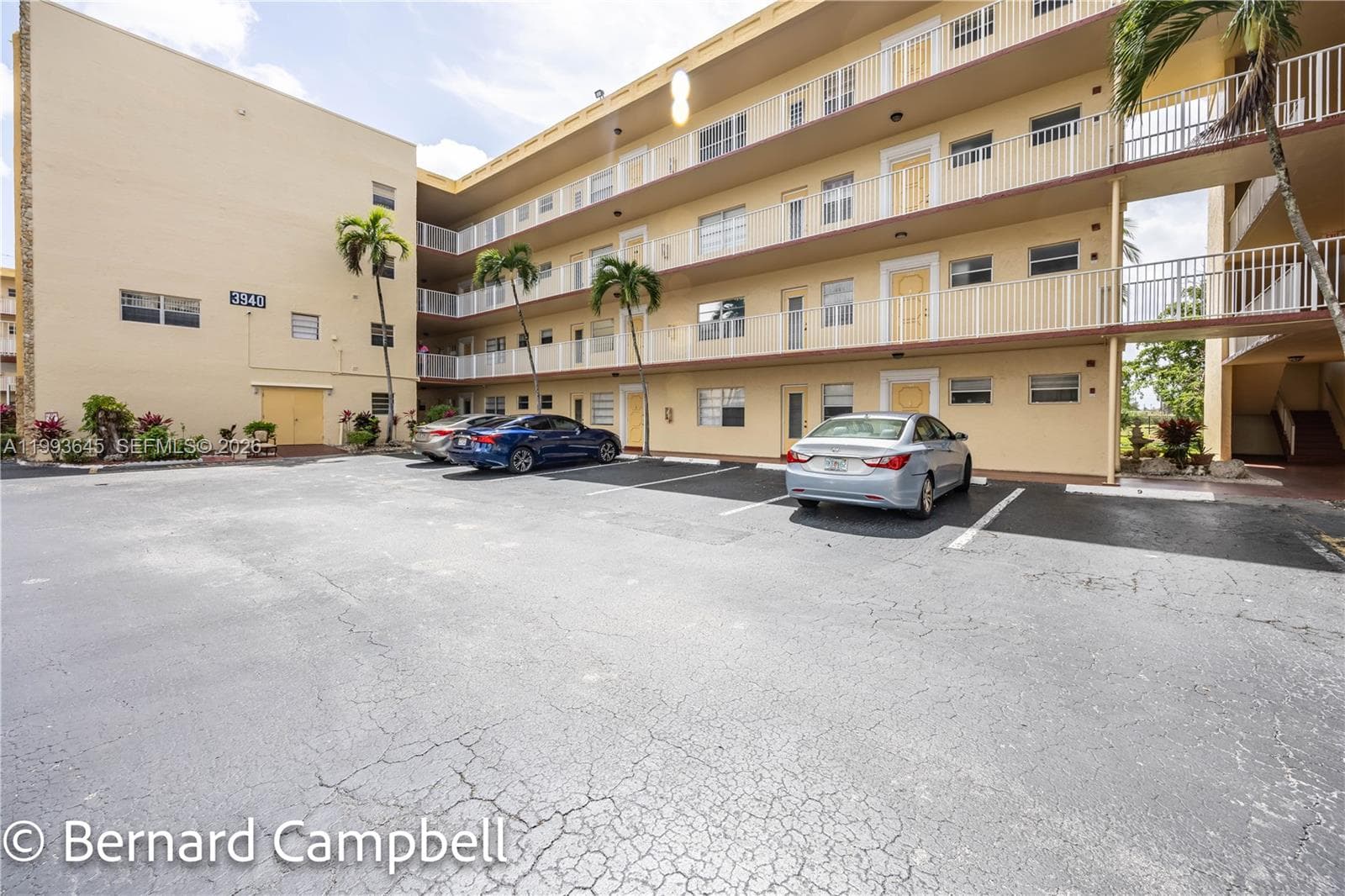 3940 NW 42nd Ave # 417, Lauderdale Lakes, FL 33319 — zdjęcie 2