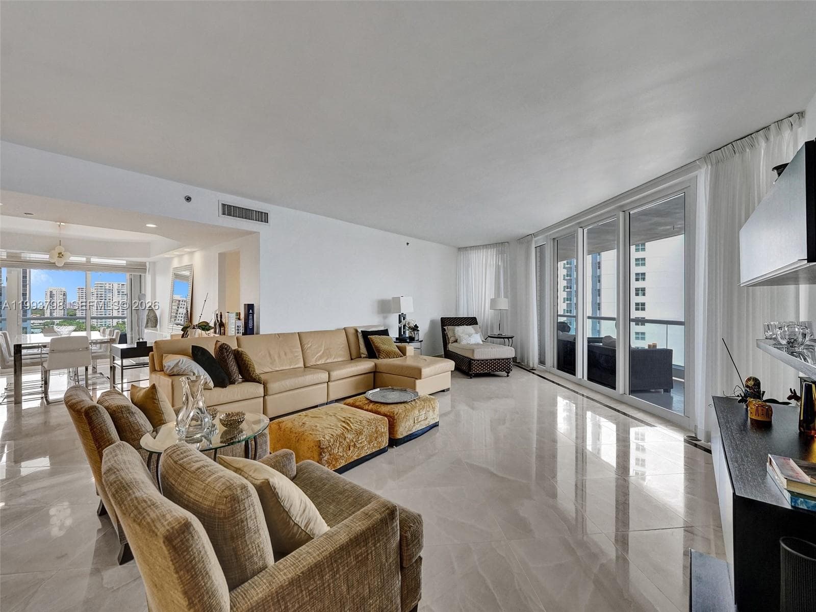 7000 Island Blvd # 1207, Aventura, FL 33160 — zdjęcie 4