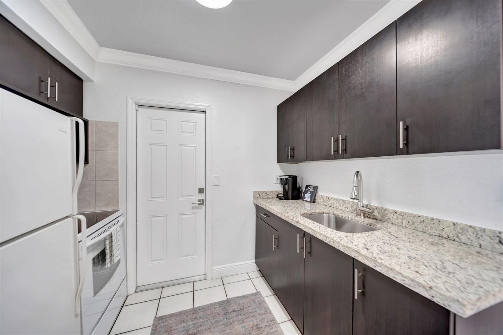 2724 NE 14th Street # 5, Fort Lauderdale, FL 33304 — zdjęcie 4