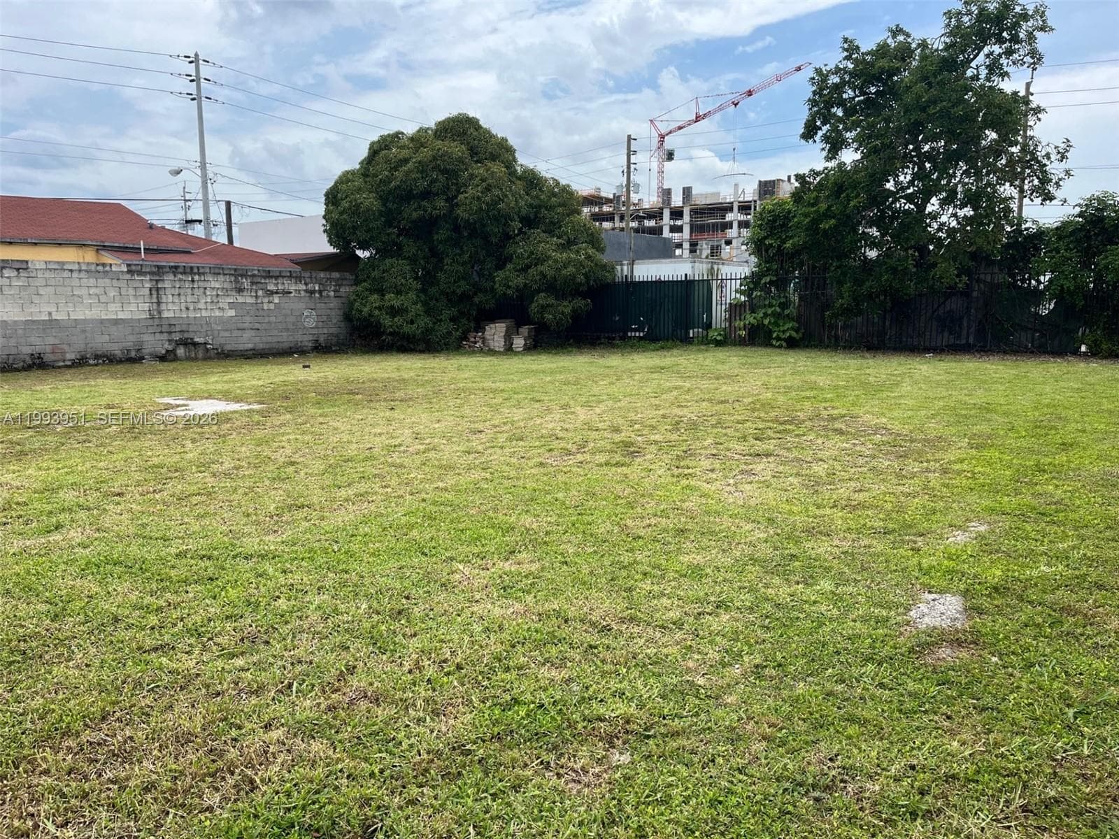 2410 NW 7th Ct, Miami, FL 33127 — zdjęcie 5