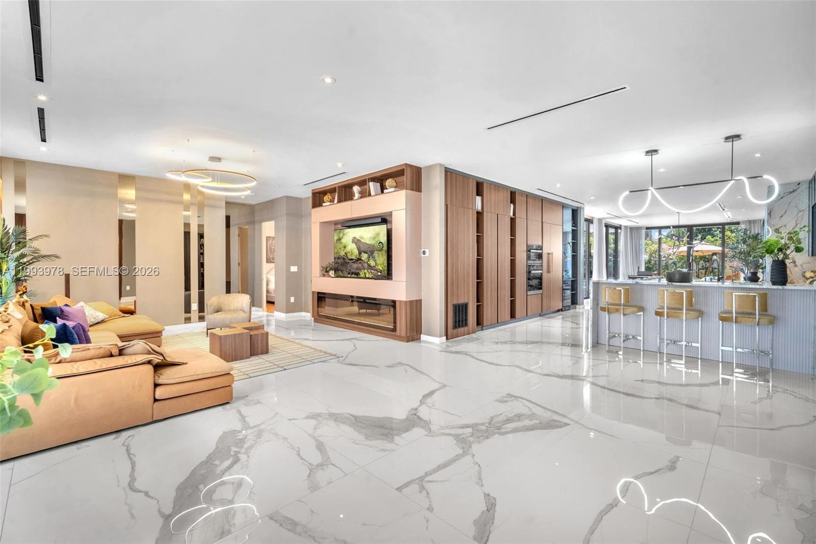 46 NE 162nd St, Miami, FL 33162 — zdjęcie 2