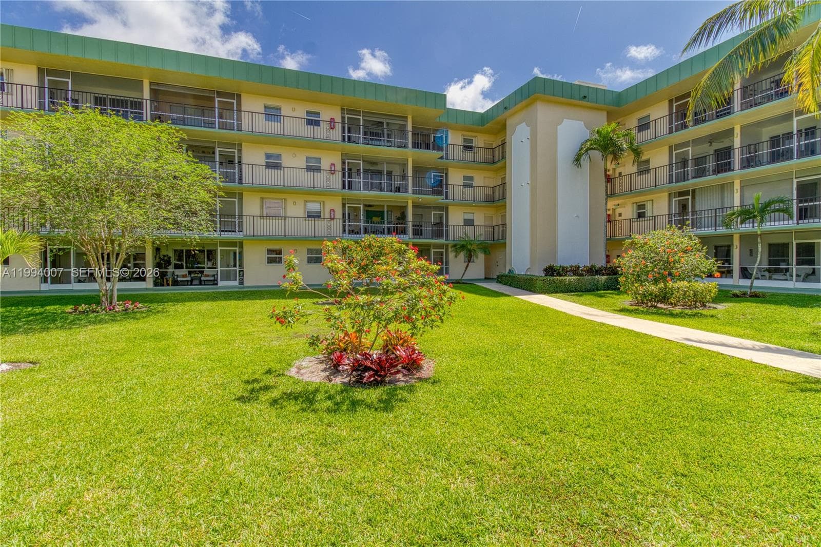 804 SE 7th St # 107, Deerfield Beach, FL 33441 — zdjęcie 3