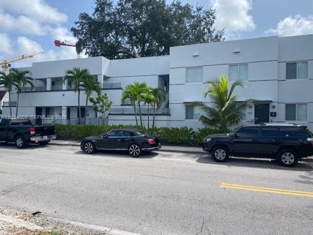 835 SW 8th Ave, Miami, FL 33130