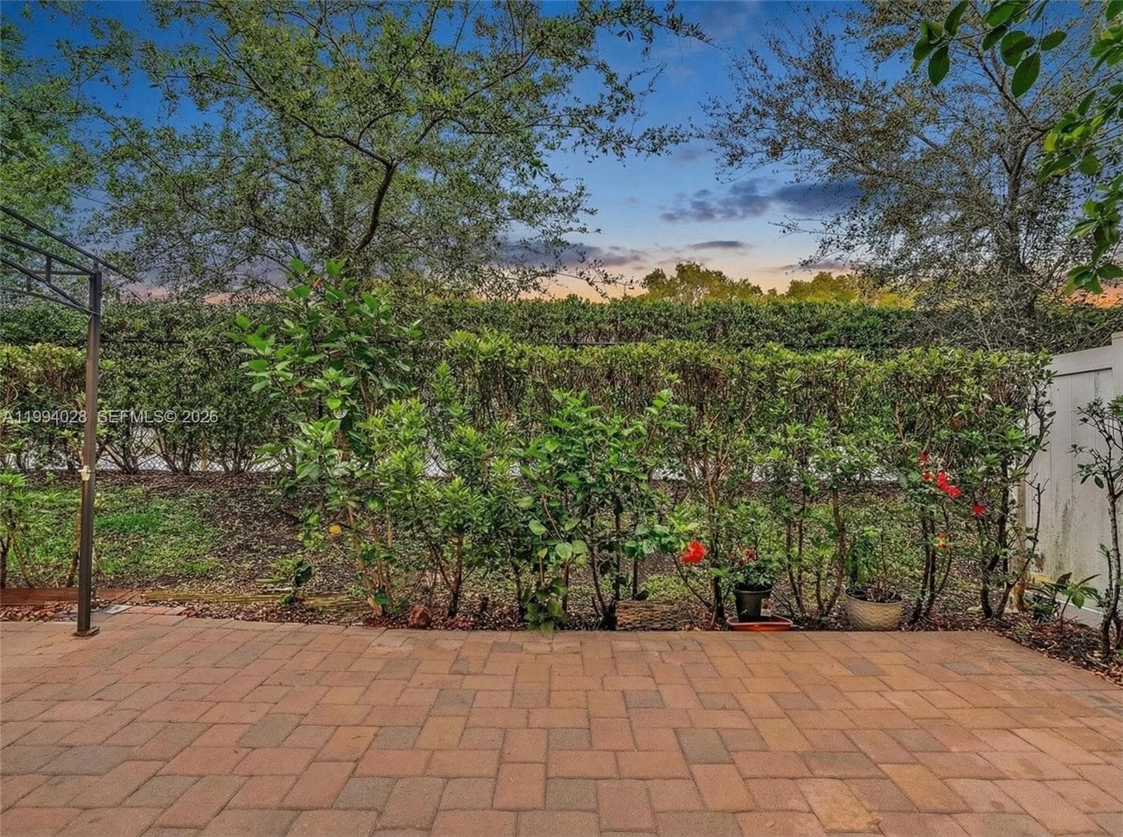 20973 NW 1st Dr, Pembroke Pines, FL 33029 — zdjęcie 2