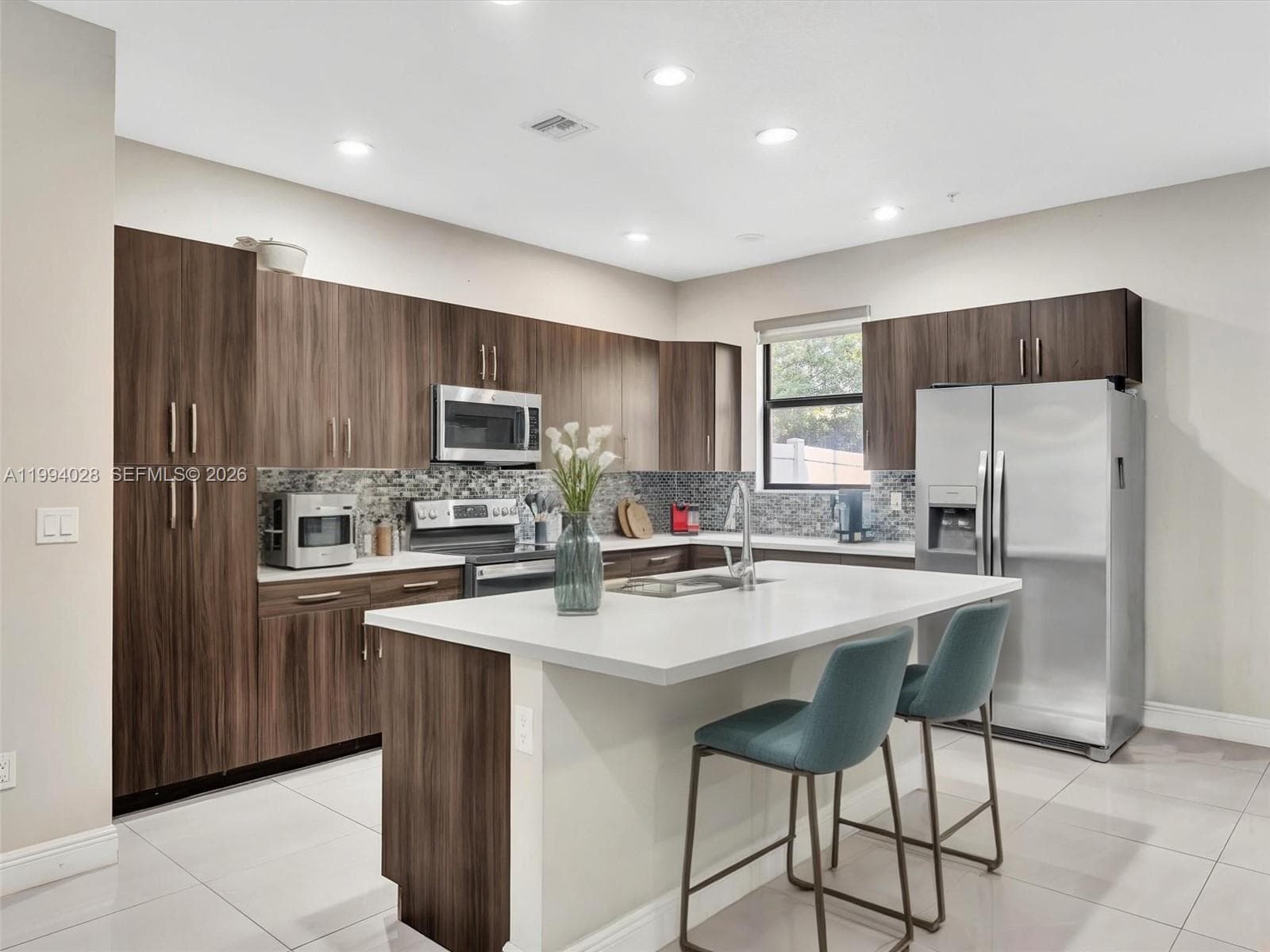 20973 NW 1st Dr, Pembroke Pines, FL 33029 — zdjęcie 4