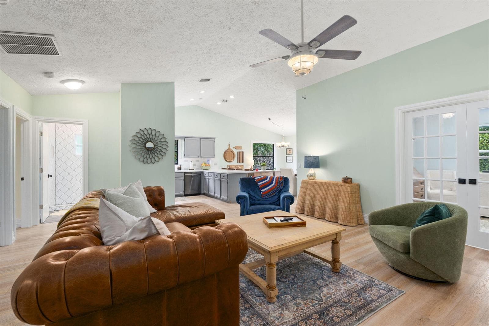 1904 NE Avenida Dracaena, Jensen Beach, FL 34957 — zdjęcie 4