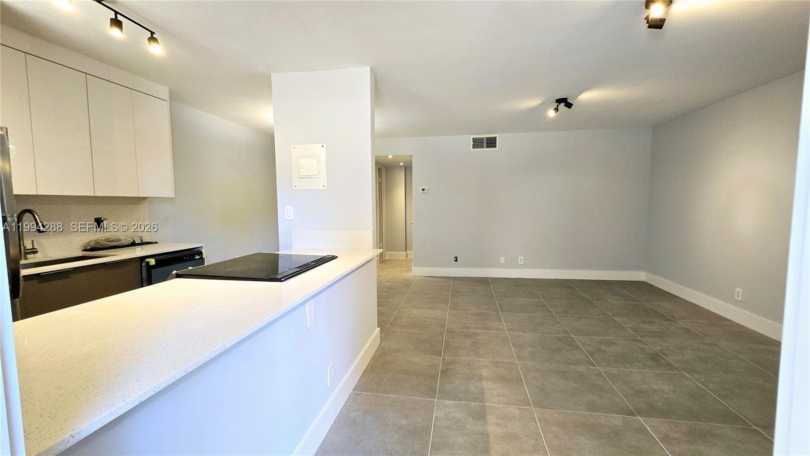 1811 Jefferson St # 202, Hollywood, FL 33020 — zdjęcie 3