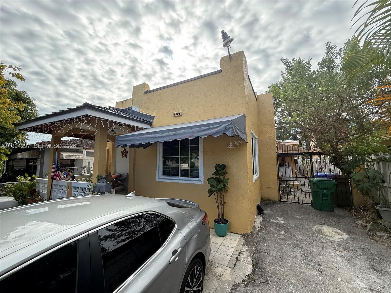 3674 SW 25th St, Miami, FL 33133 — zdjęcie 2