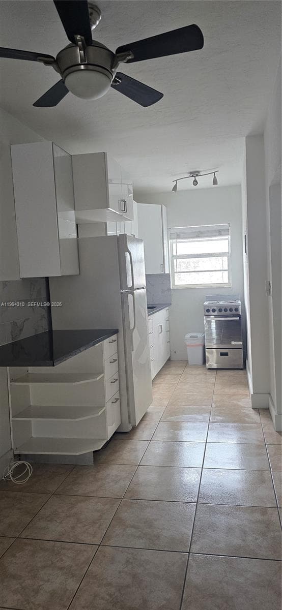 620 76th St # 11, Miami Beach, FL 33141