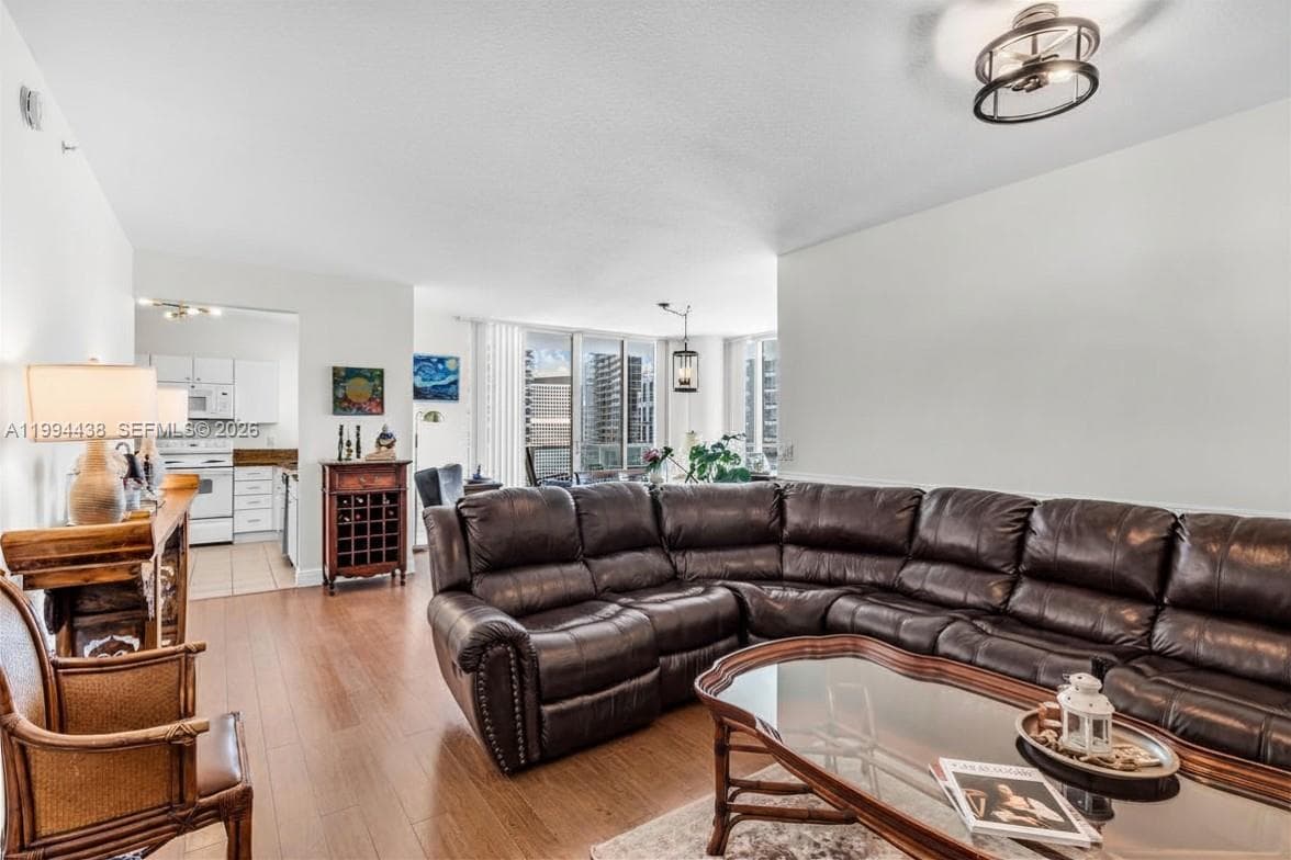 1250 S Miami Ave # 3206, Miami, FL 33130 — zdjęcie 2