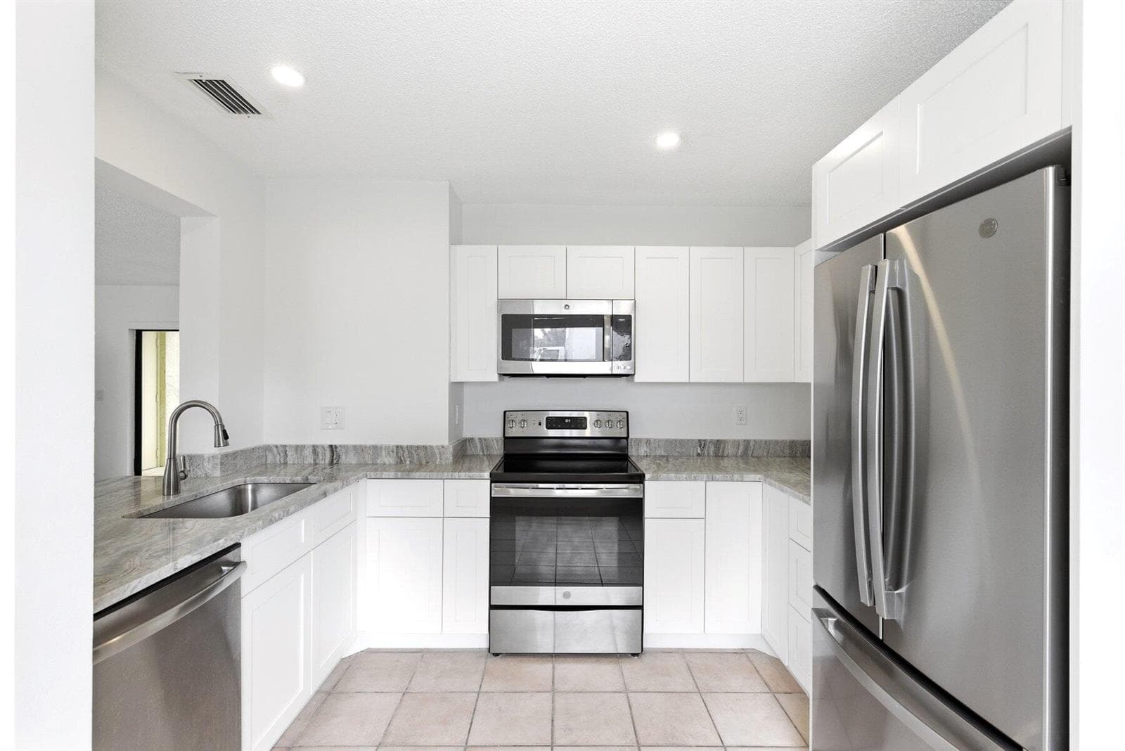 11319 Royal Palm Boulevard # B-2, Coral Springs, FL 33065