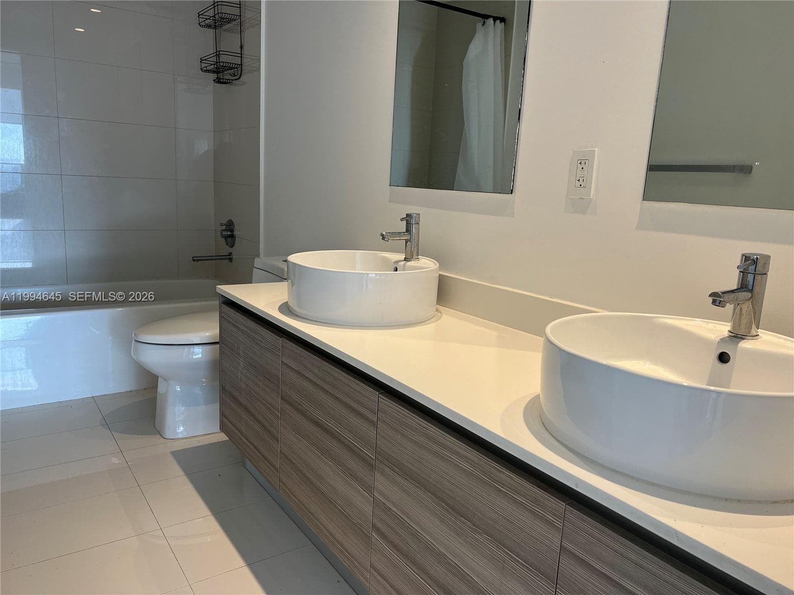 121 NE 34th St # 1207, Miami, FL 33137 — zdjęcie 2