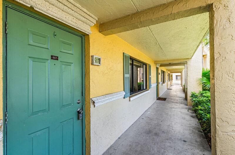 507 Meadows Circle, Boynton Beach, FL 33436 — zdjęcie 2
