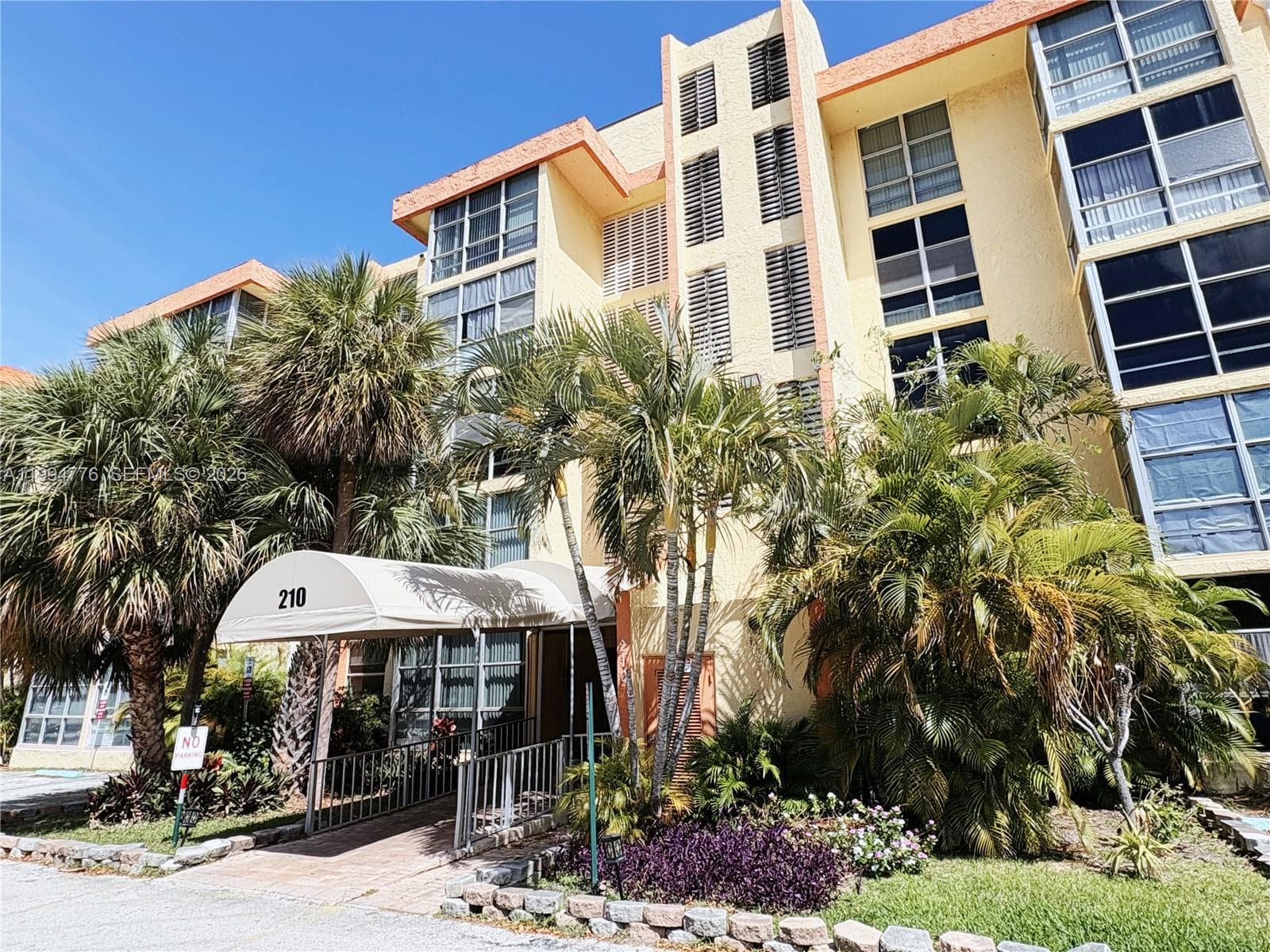 210 172nd St # 333, Sunny Isles Beach, FL 33160