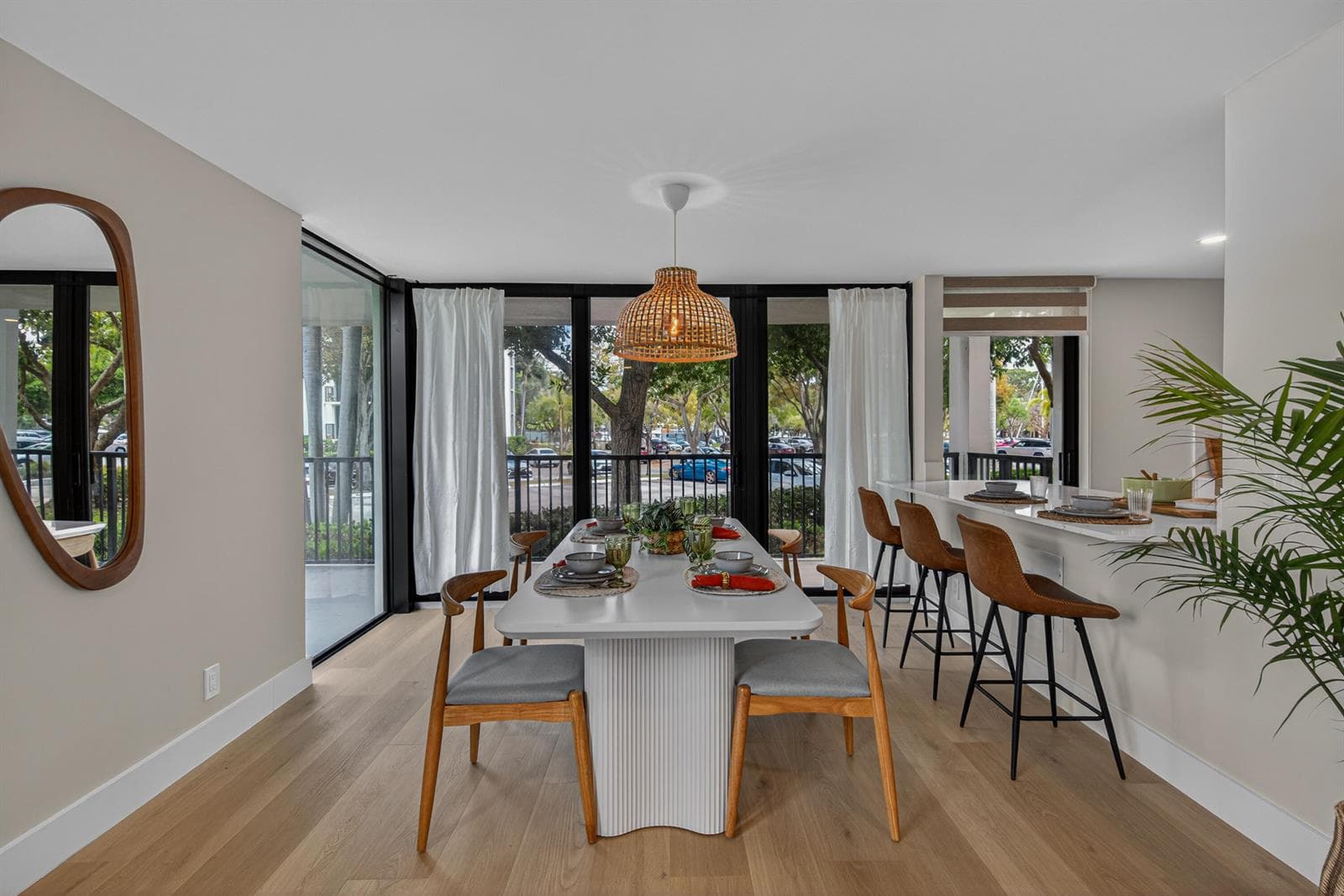 1301 River Reach Drive # 110, Fort Lauderdale, FL 33315 — zdjęcie 2