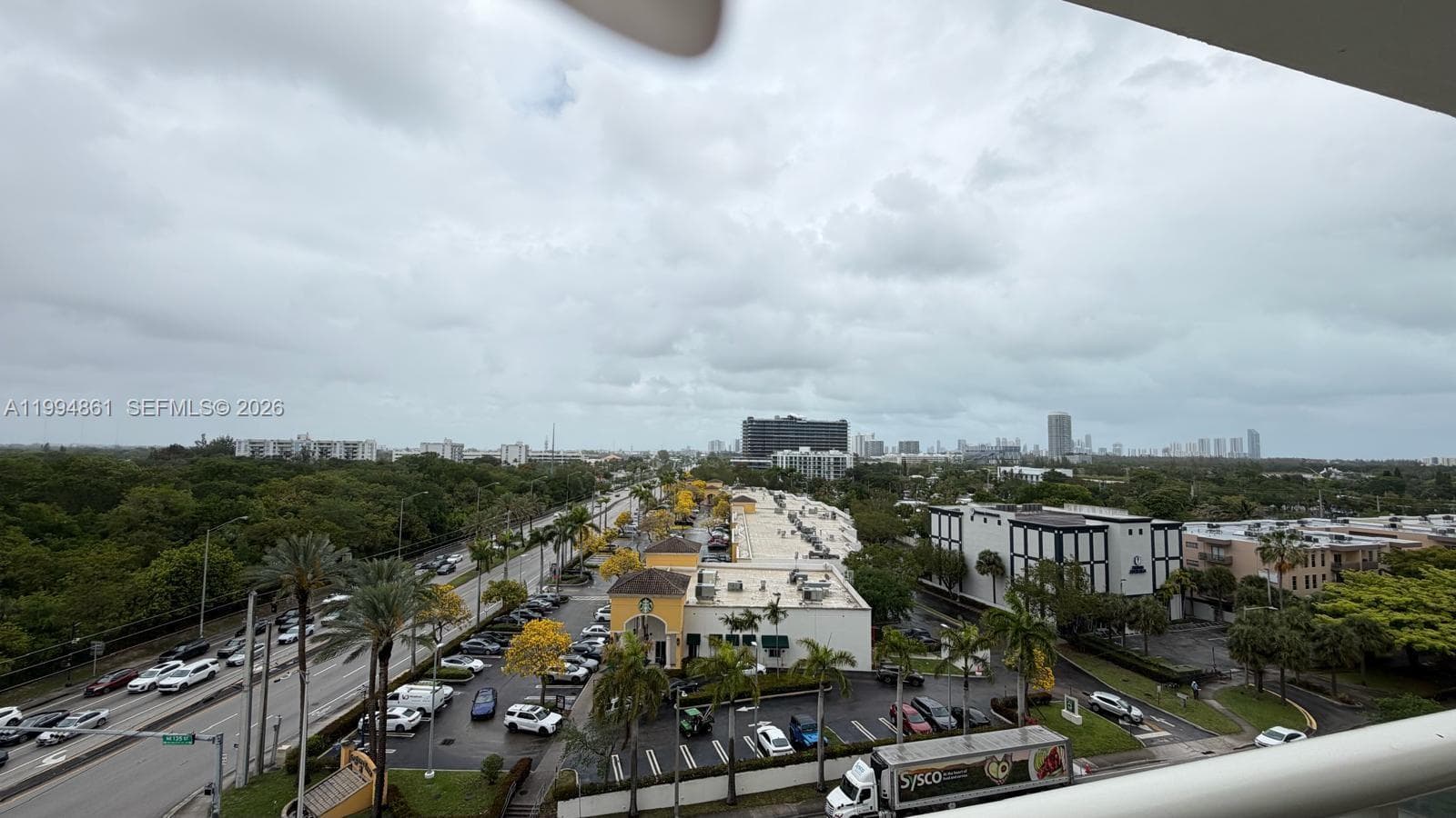 13499 Biscayne Blvd # 805, North Miami, FL 33181 — zdjęcie 2