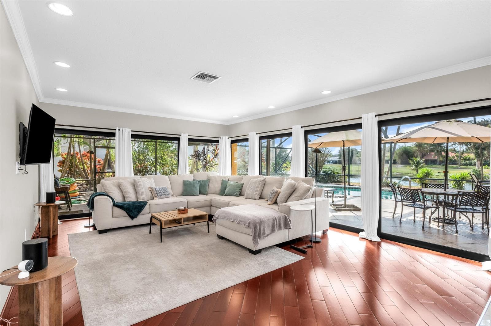 3250 Lakeview Boulevard, Delray Beach, FL 33445