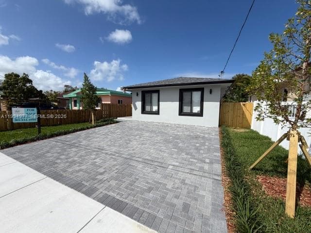 644 NW 6th Ct, Hallandale Beach, FL 33009 — zdjęcie 3