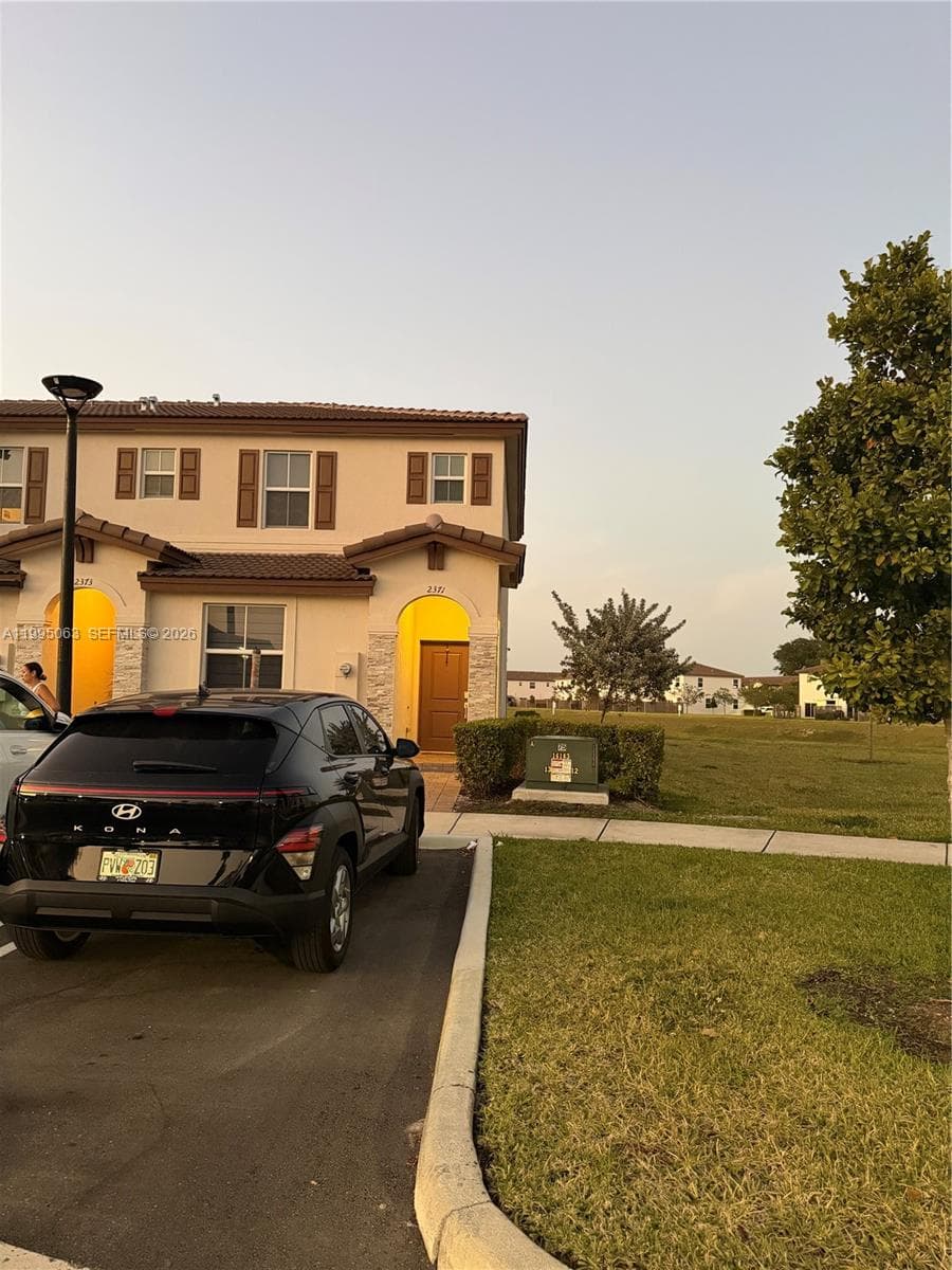 2371 NW 122nd Ter, Miami, FL 33167 — zdjęcie 2