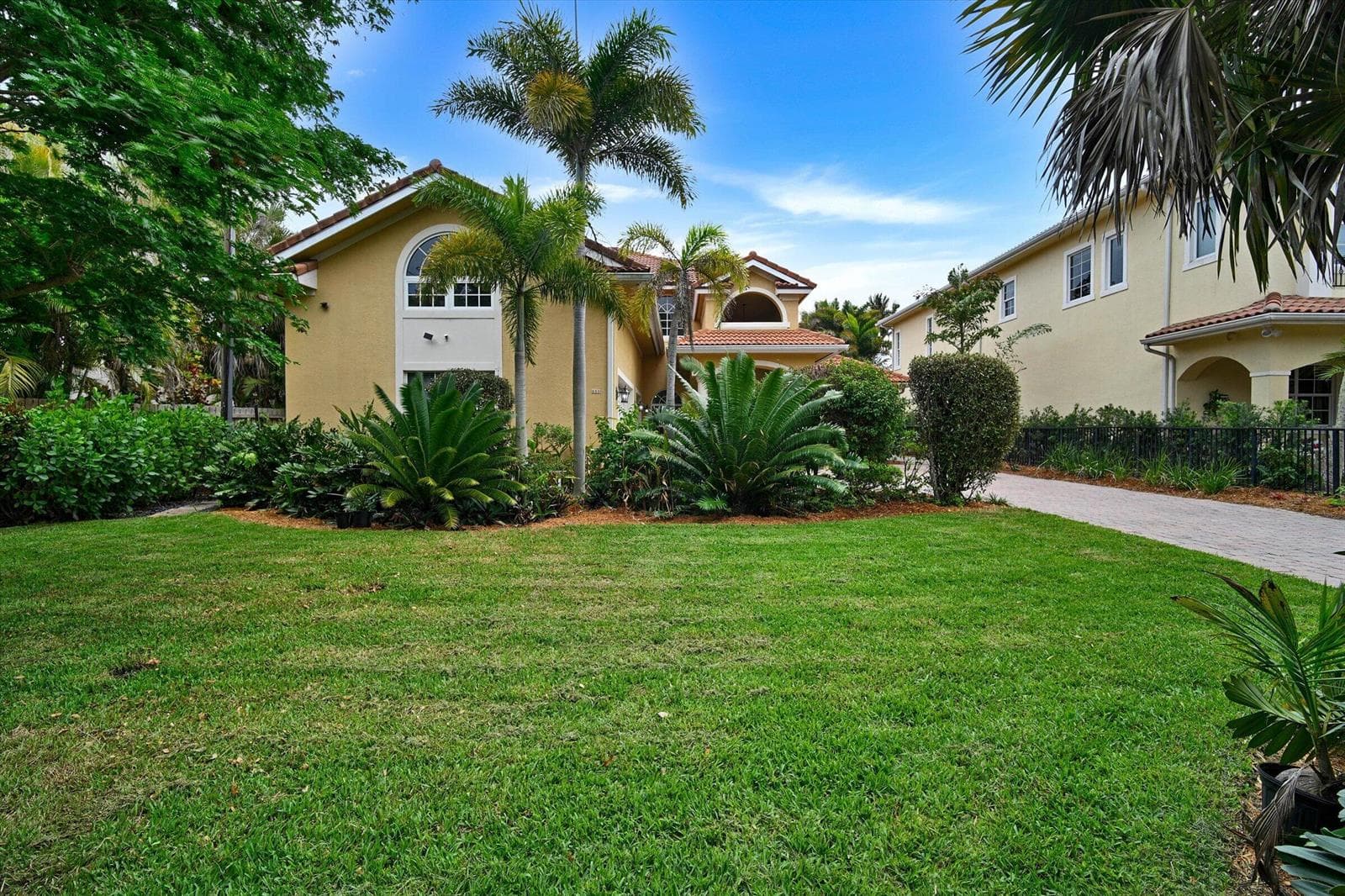 881 SE Saint Lucie Boulevard, Stuart, FL 34996 — zdjęcie 2