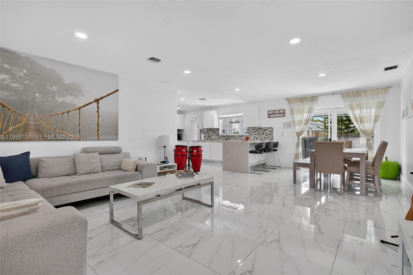 5770 NE 18th Ave # 0, Fort Lauderdale, FL 33334 — zdjęcie 3