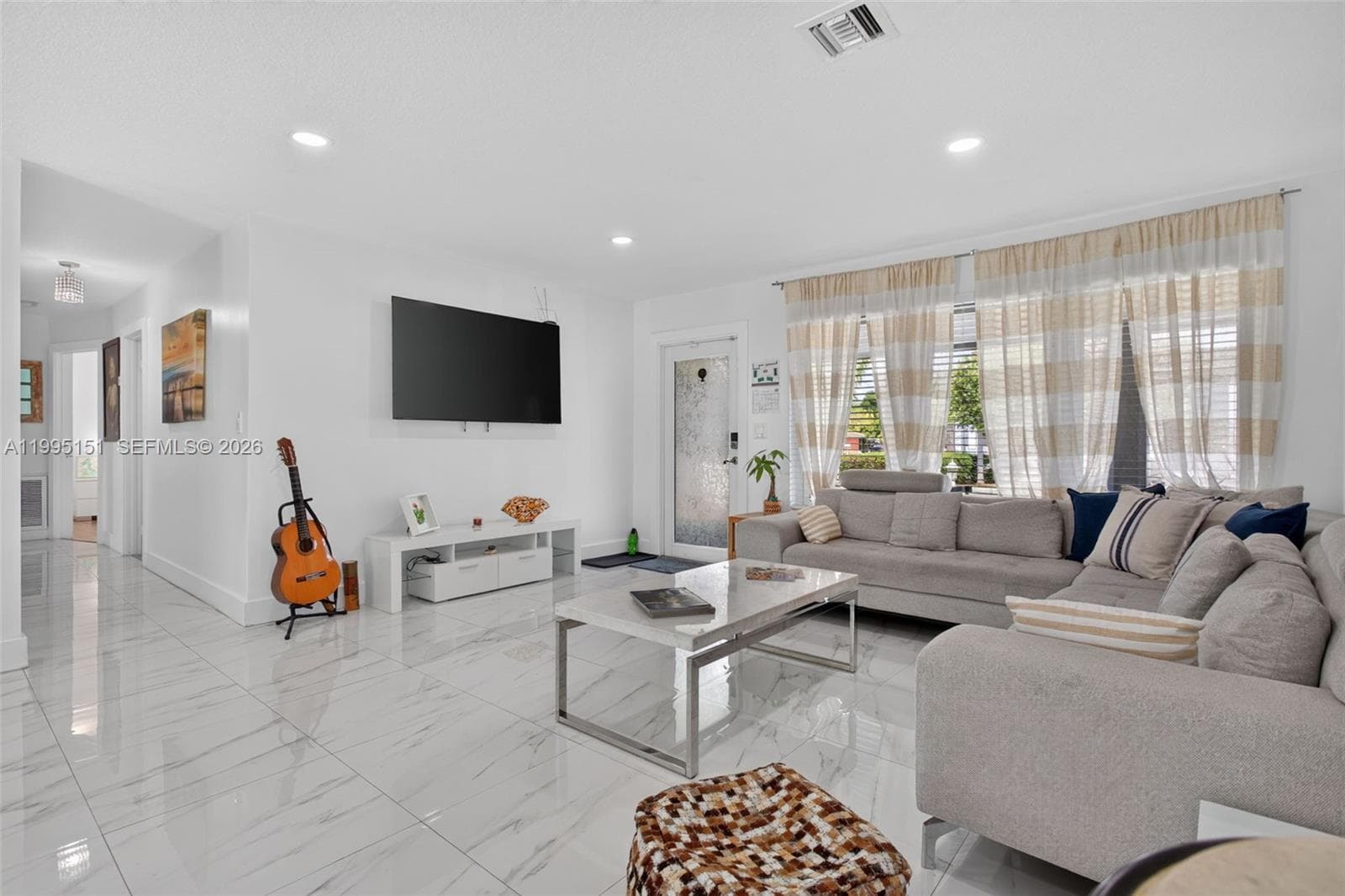 5770 NE 18th Ave # 0, Fort Lauderdale, FL 33334 — zdjęcie 5