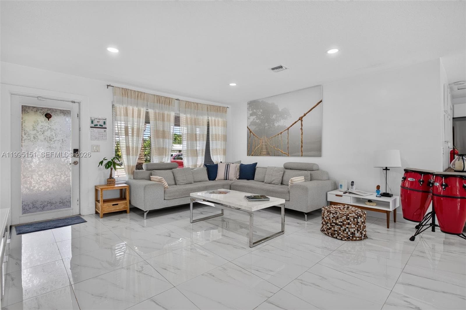 5770 NE 18th Ave # 0, Fort Lauderdale, FL 33334 — zdjęcie 4