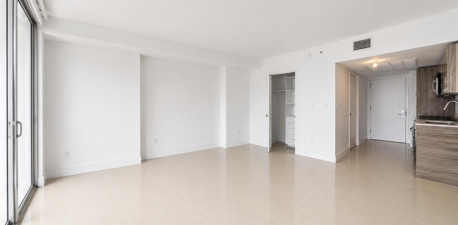 1300 Brickell Bay Drive # 1005, Miami, FL 33131 — zdjęcie 4