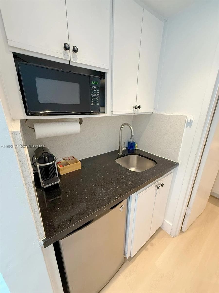 5445 Collins Ave # 635, Miami Beach, FL 33140 — zdjęcie 4