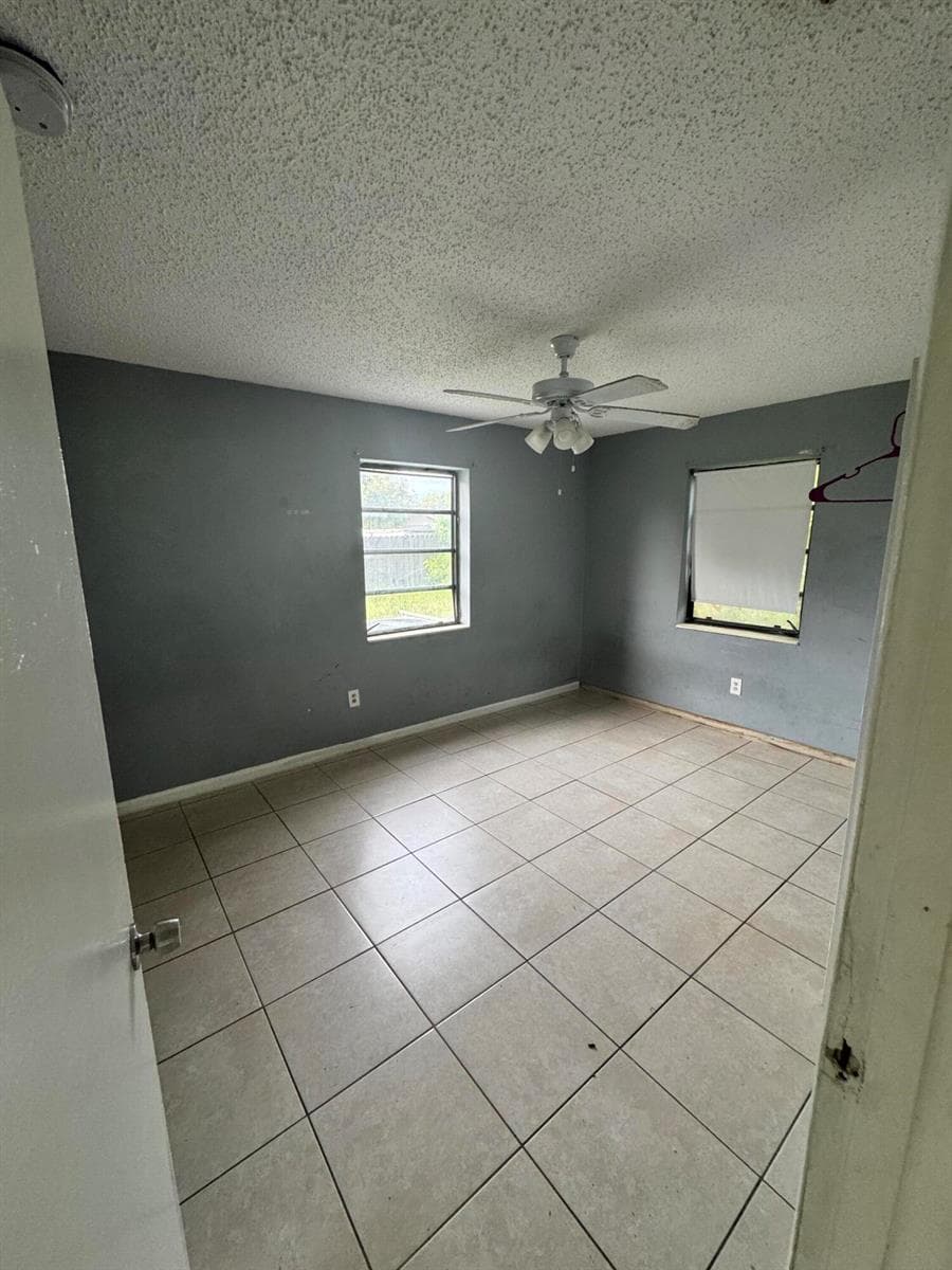 243 NE 39th Court, Deerfield Beach, FL 33064 — zdjęcie 3