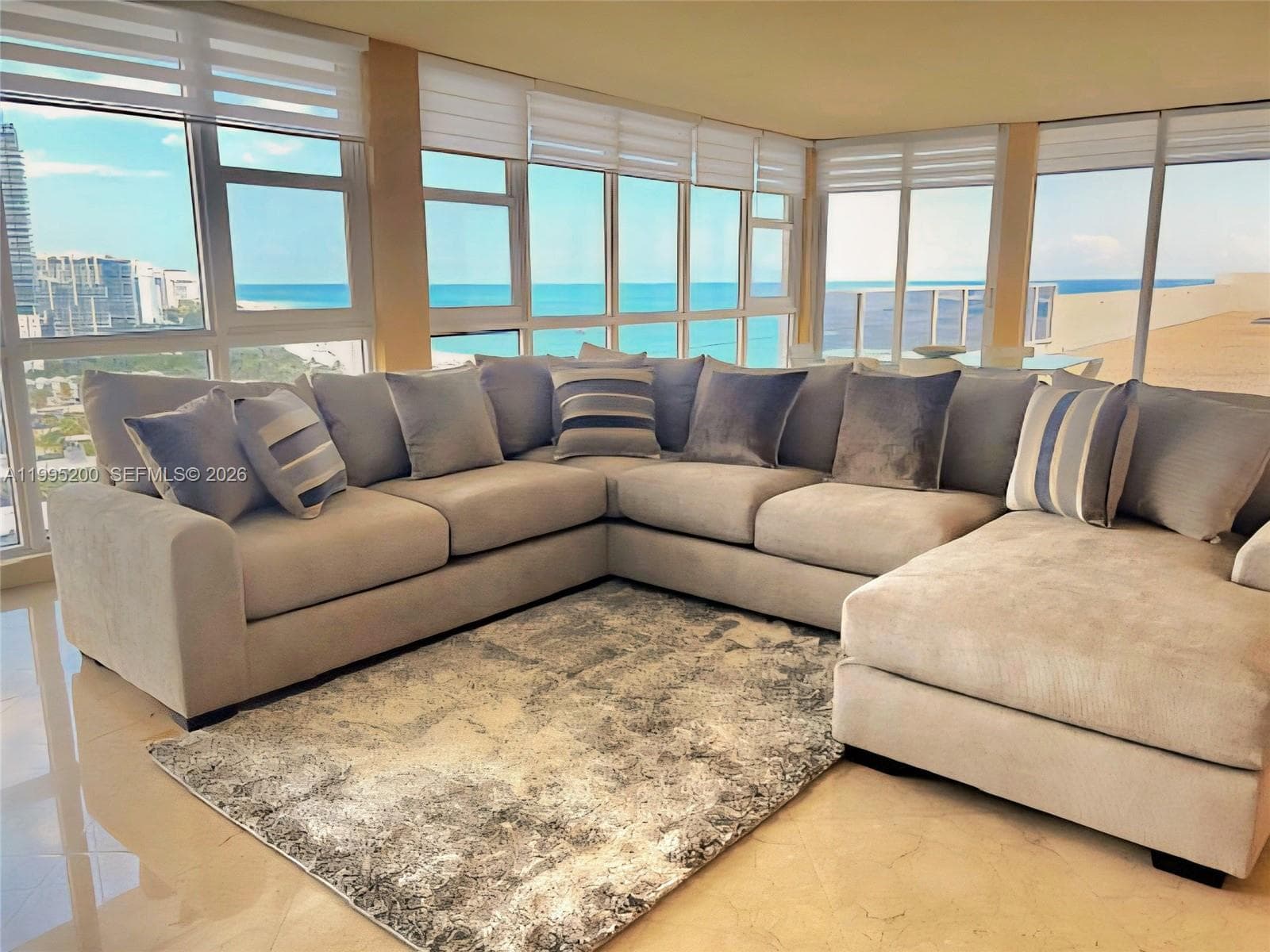 100 Lincoln Rd # PH4, Miami Beach, FL 33139 — zdjęcie 4