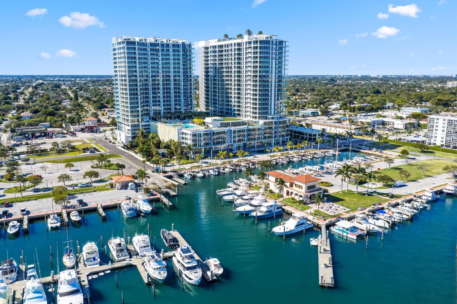 220 Lake Shore Drive # 1125, Lake Park, FL 33403