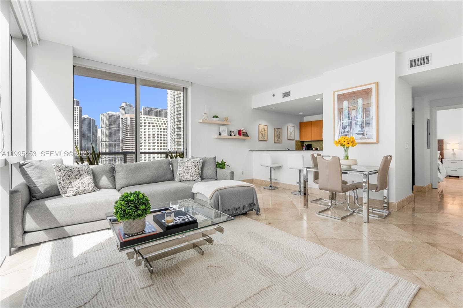 1060 Brickell Ave # 2117, Miami, FL 33131