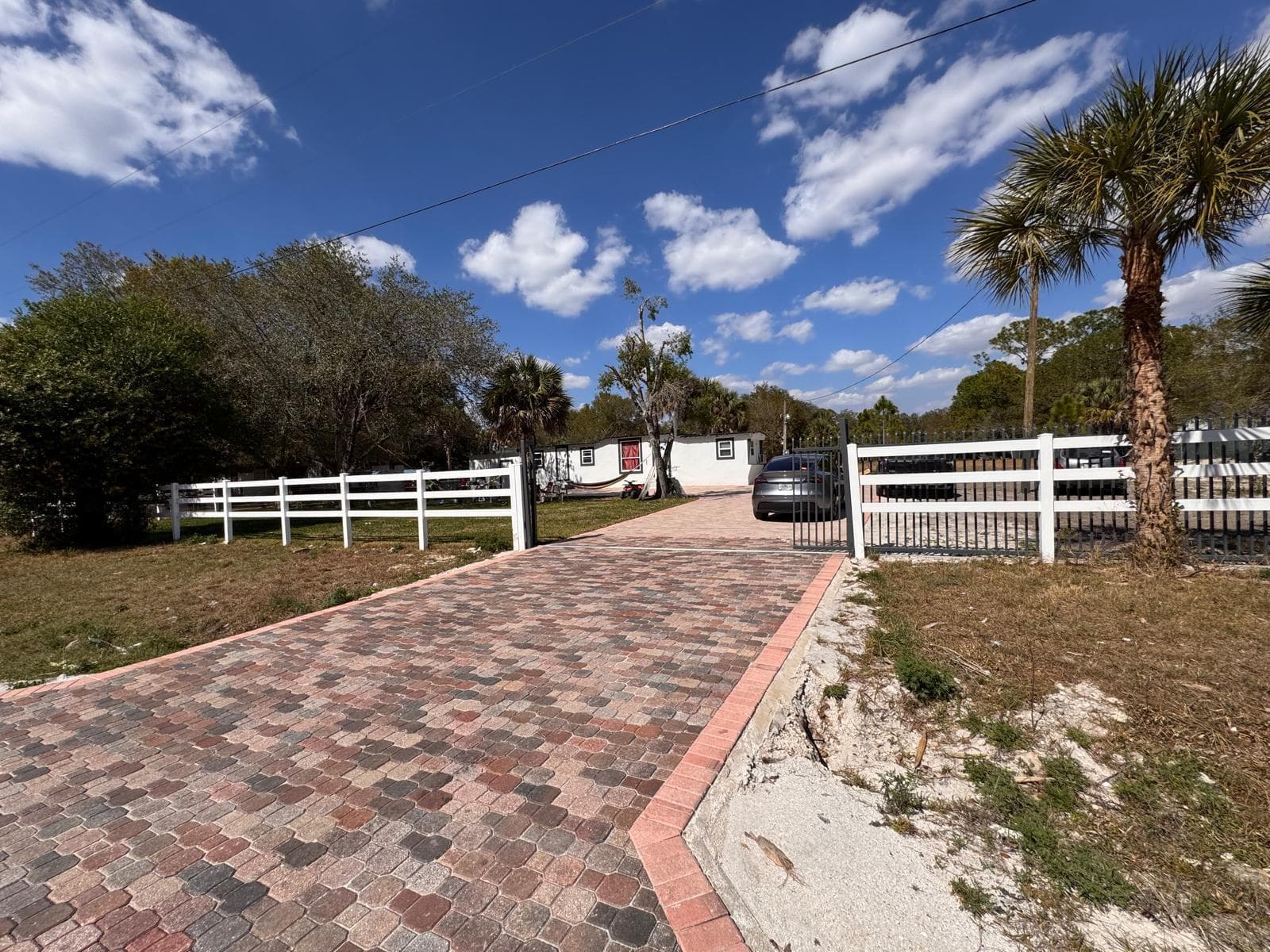 357 Hunting Club Avenue, Clewiston, FL 33440 — zdjęcie 2