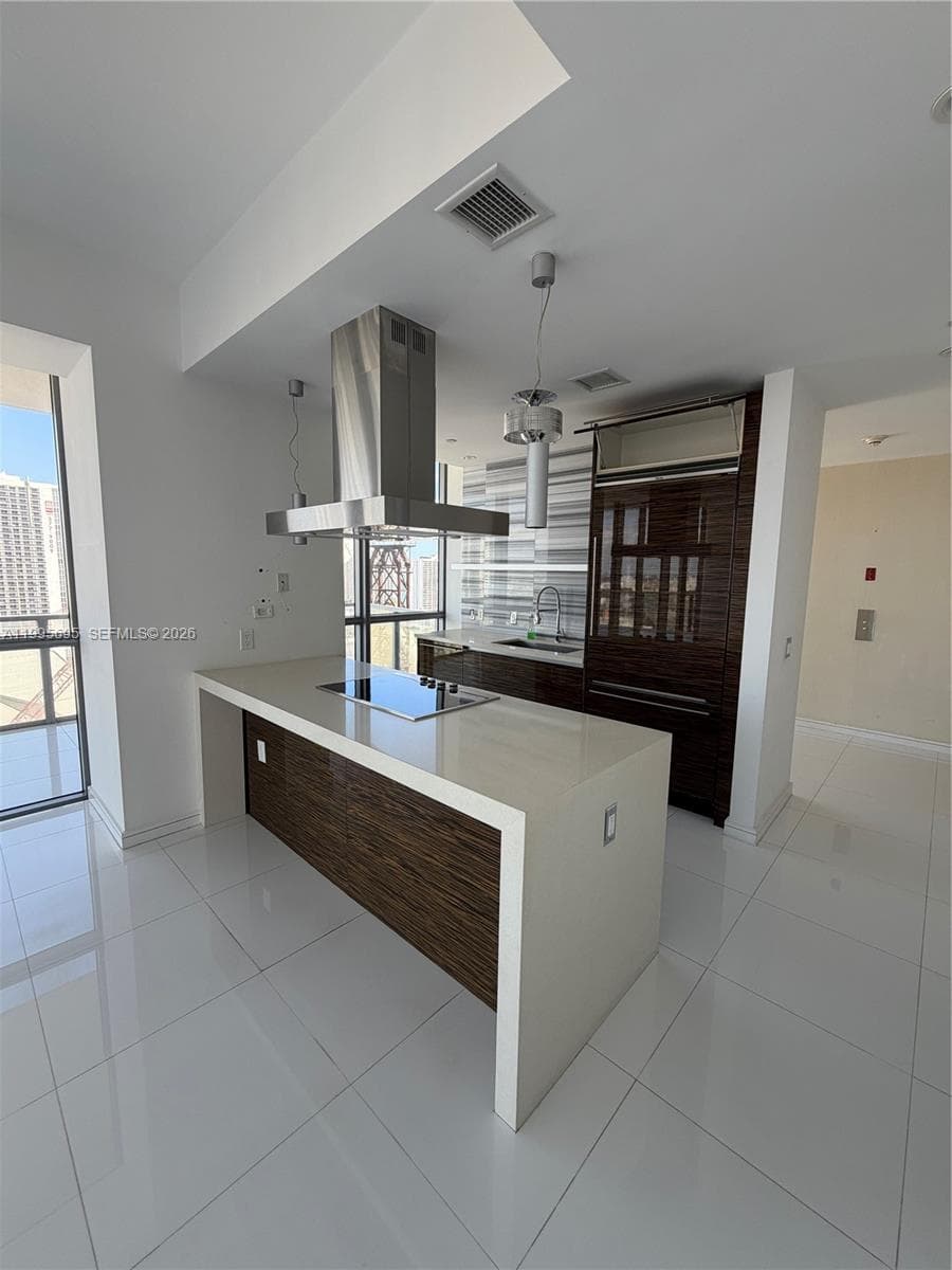 1100 Biscayne Blvd # 2605, Miami, FL 33132 — zdjęcie 2