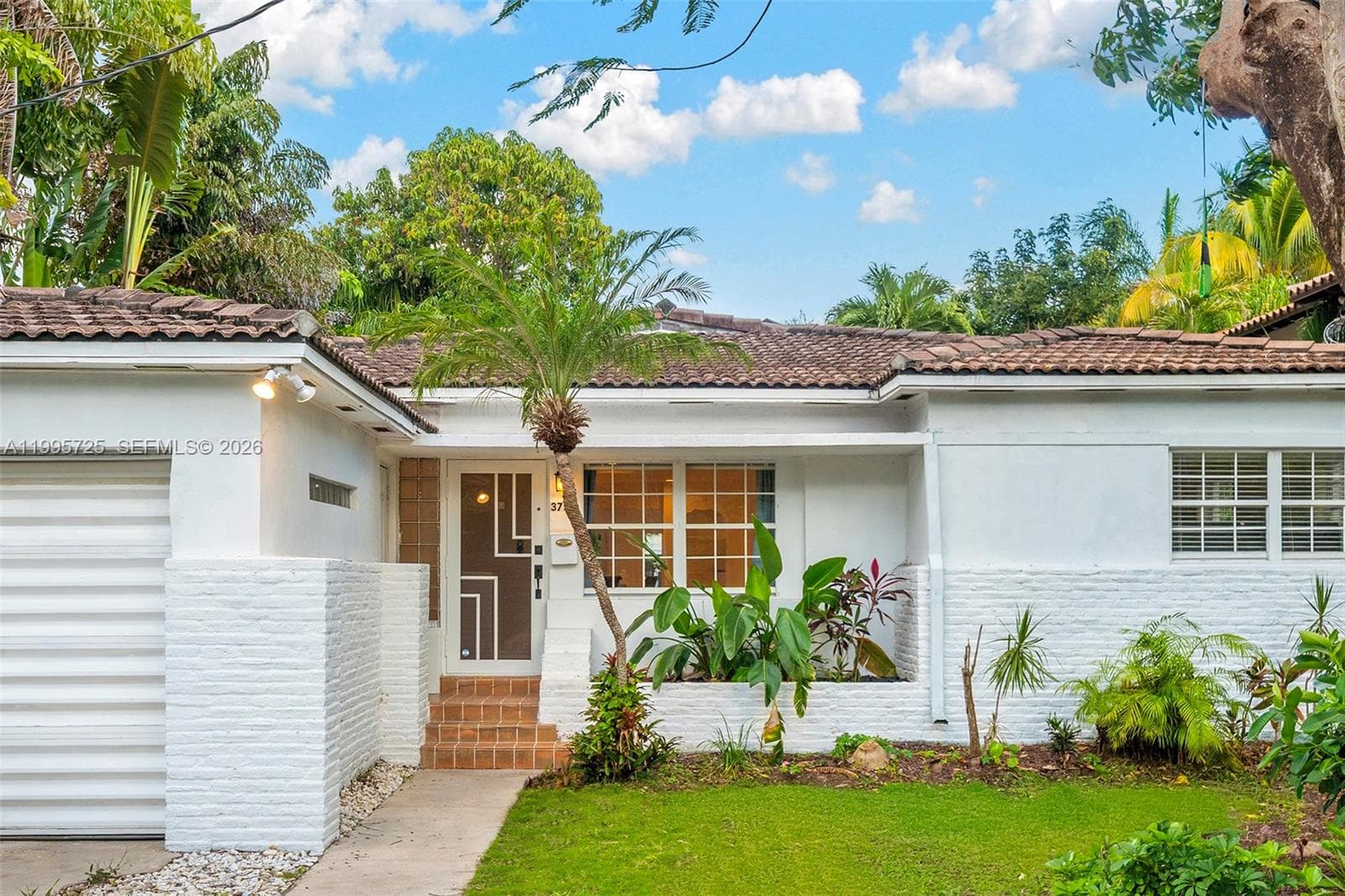 3755 Royal Palm Ave, Miami Beach, FL 33140 — zdjęcie 4