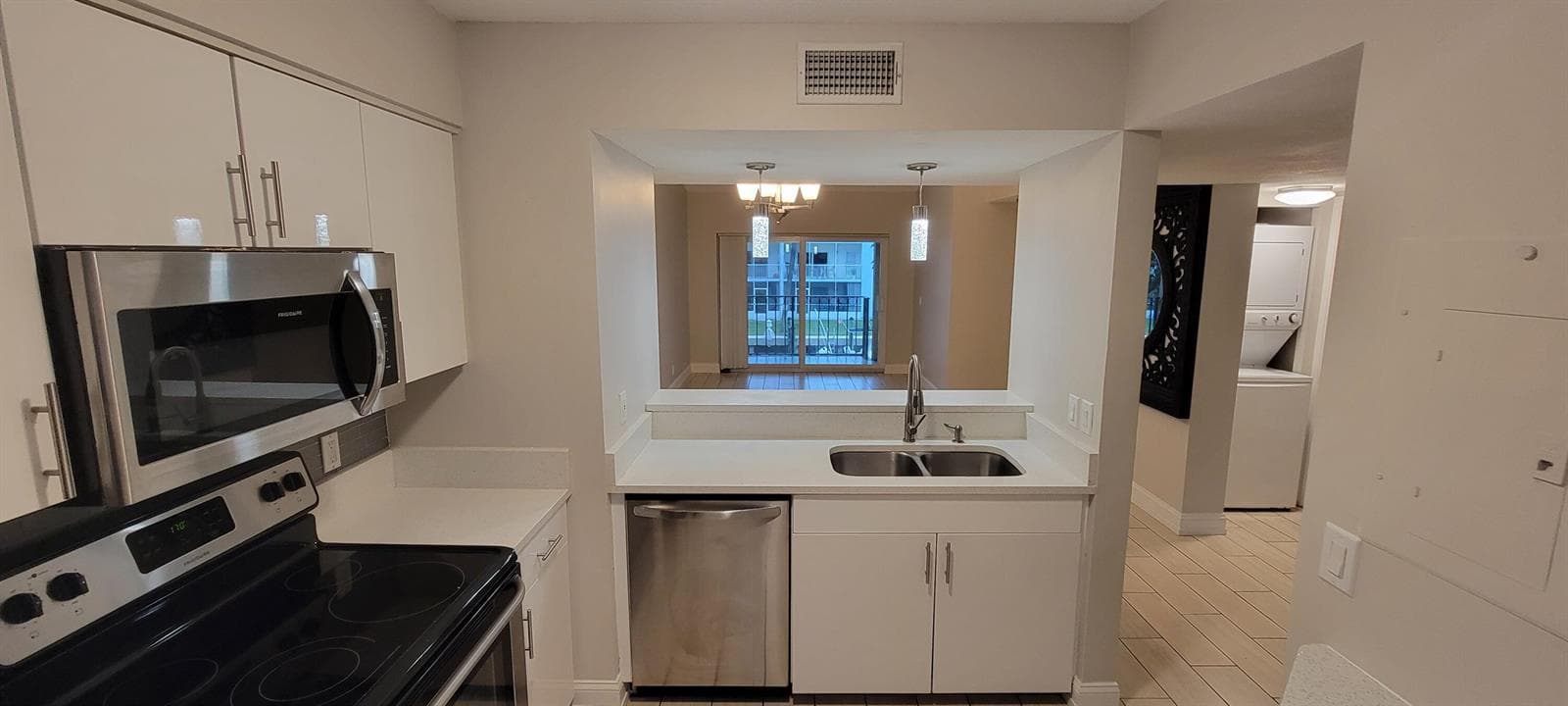 1125 Lake Shore Drive # 202, Lake Park, FL 33403 — zdjęcie 3